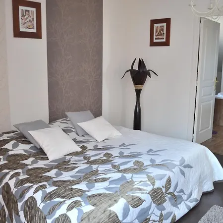 D'hotes Les Nympheas Penzion 4*