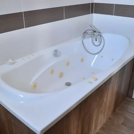 D'hotes Les Nympheas Penzion 4*